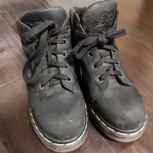 Black Dr Martens kids size 4 boots